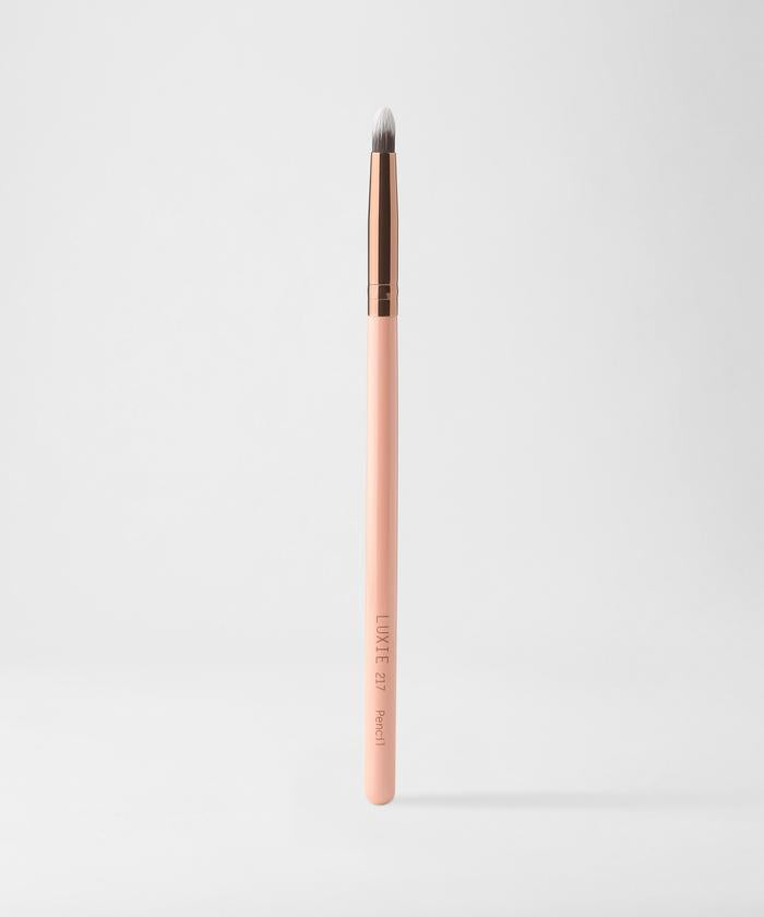 Luxie Beauty - 217 Pencil Eye Brush: Rose Gold