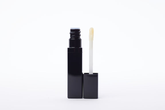 Isle of Beauty - Luxury Lip Plumper 0.15 fl oz/ 4.4 ml