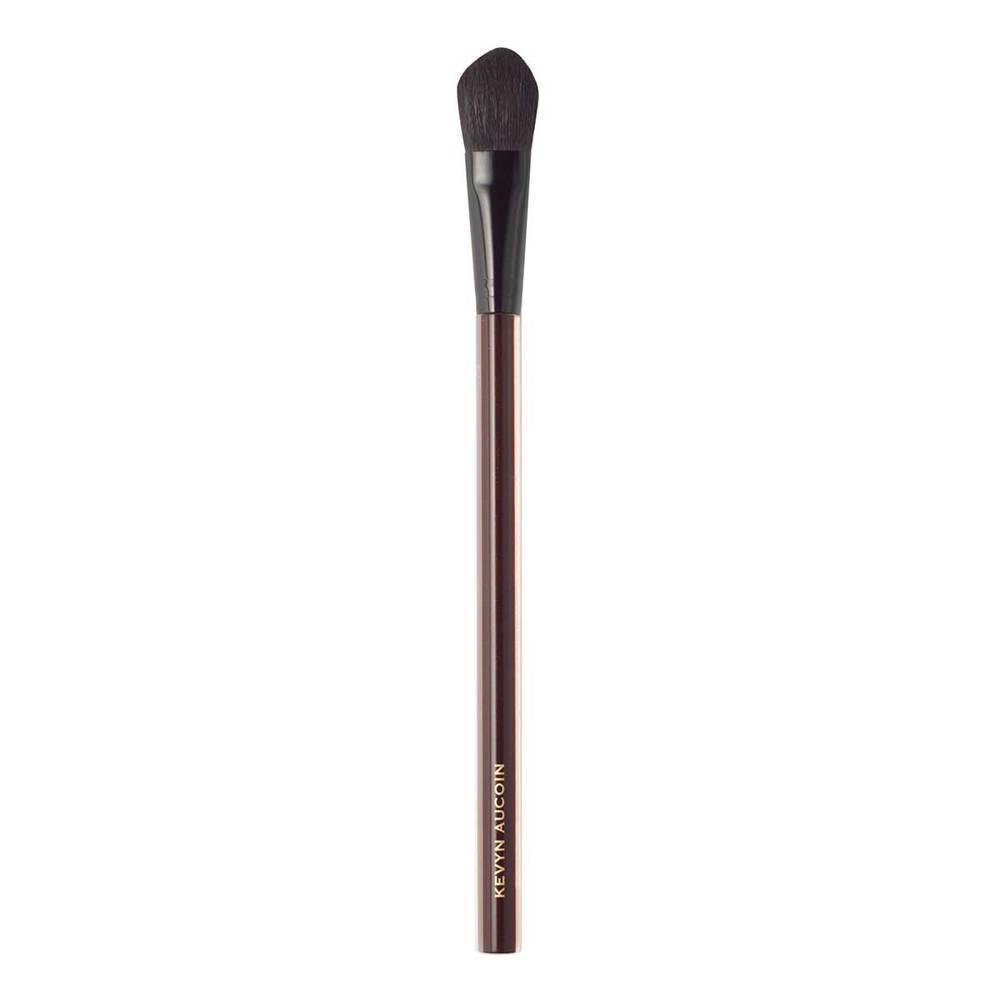 Kevyn Aucoin - El cepillo base / sombra